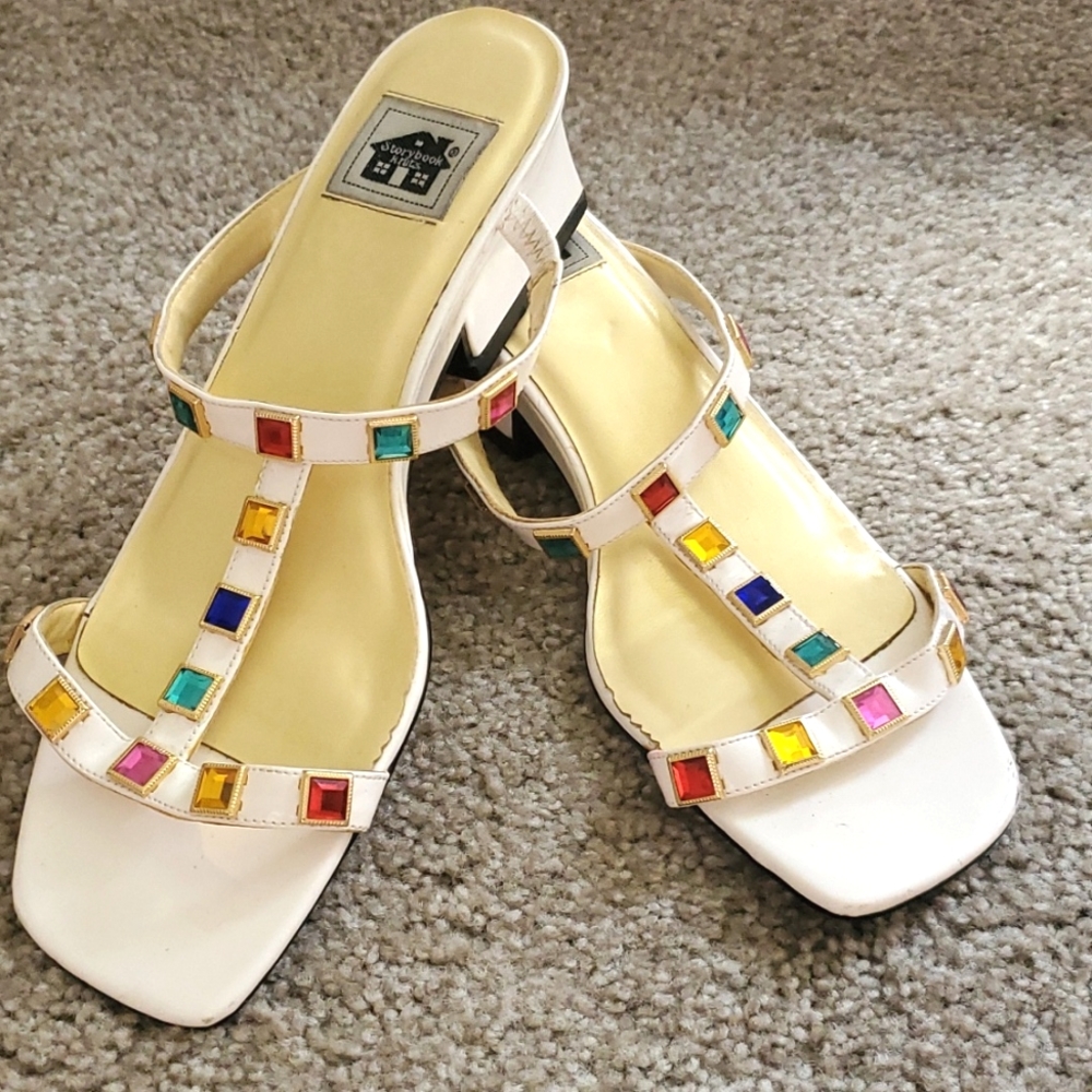 Gently loved! Vintage Storybook Knits jeweled sandal heel